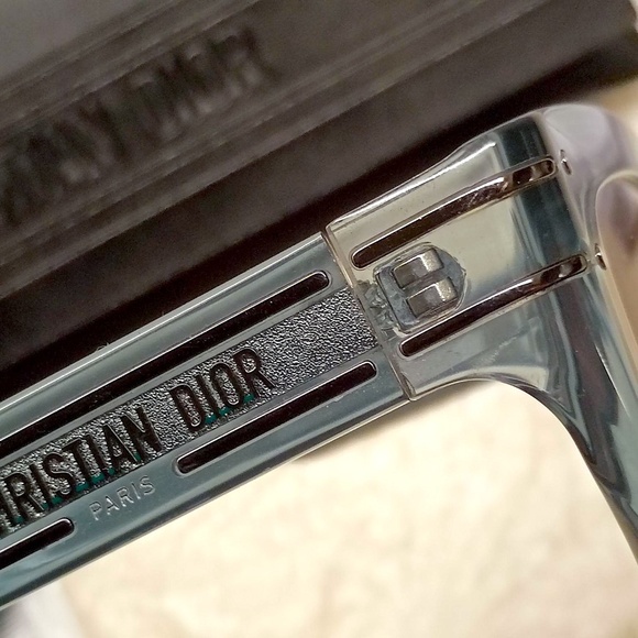 New Dior DIORSIGNATURE S10F 30F2 Shiny Transparent In Rare Green Smoke Color - Picture 7 of 15